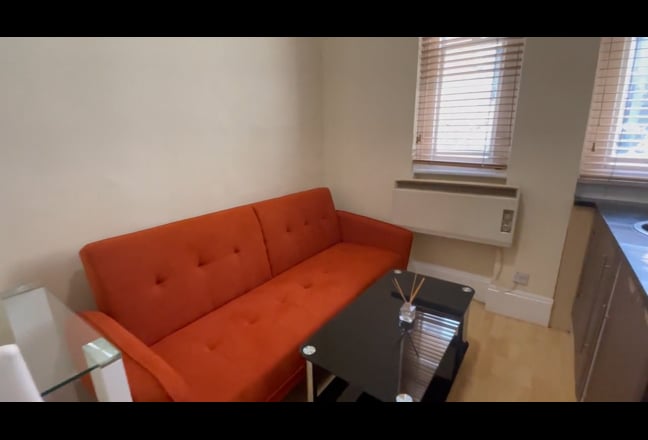 MOVE IN ASAP One Bedroom Flat 📍Central Mayfair Main Photo