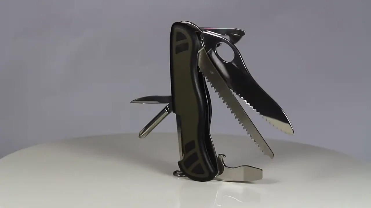 Складной нож Victorinox (Швейцария) из серии Military. Артикул