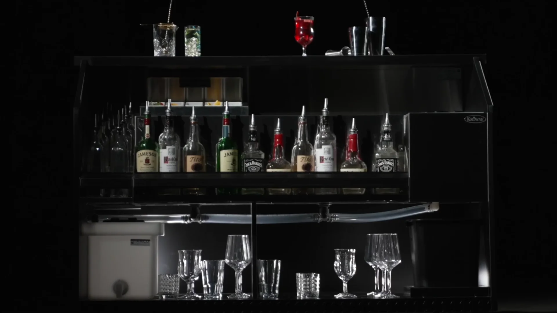 krowne-bad-birdy-mobile-bar