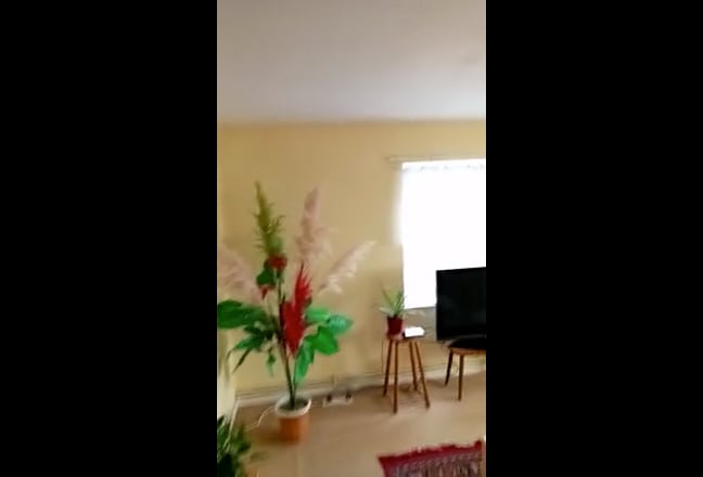 Video 1: Launch room