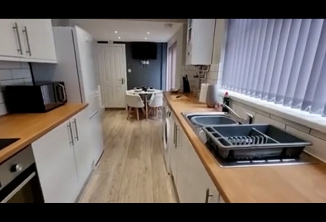 Video 1: Room 3 - Double Room