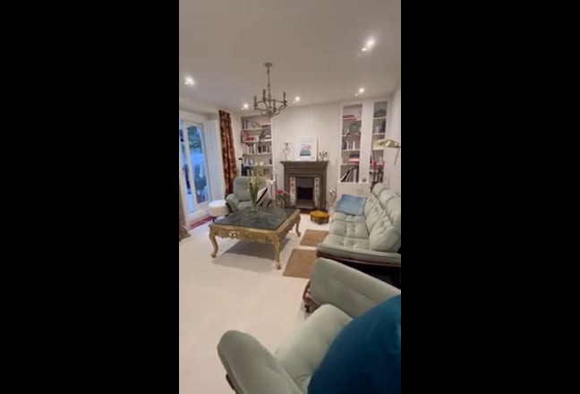 Room for rent at West Kensington/Barons Court Main Photo