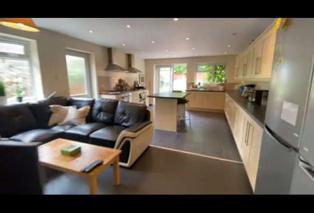 Peaceful ensuite double close to city centre, Main Photo