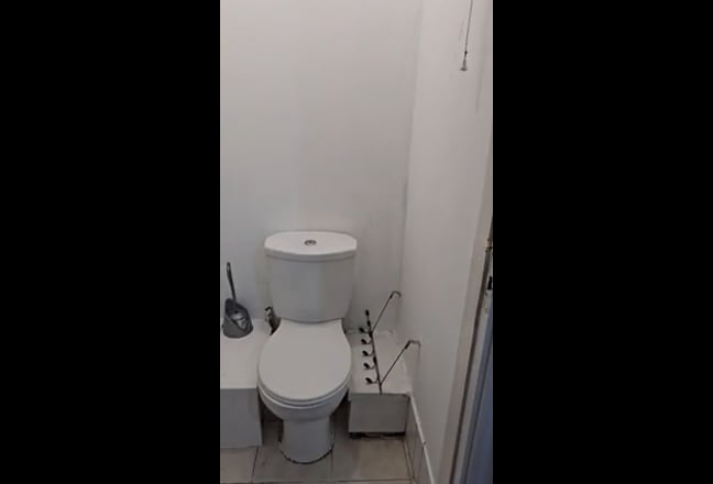 1 bed Apartment to Let. Main Photo