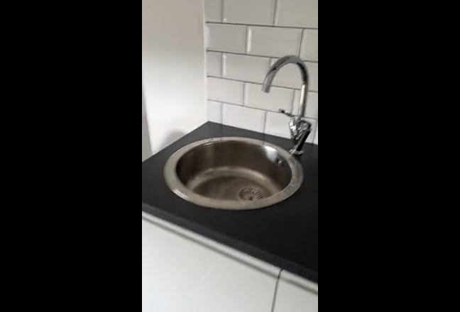 Fully Furnished Studio – Market Square, Retford Main Photo