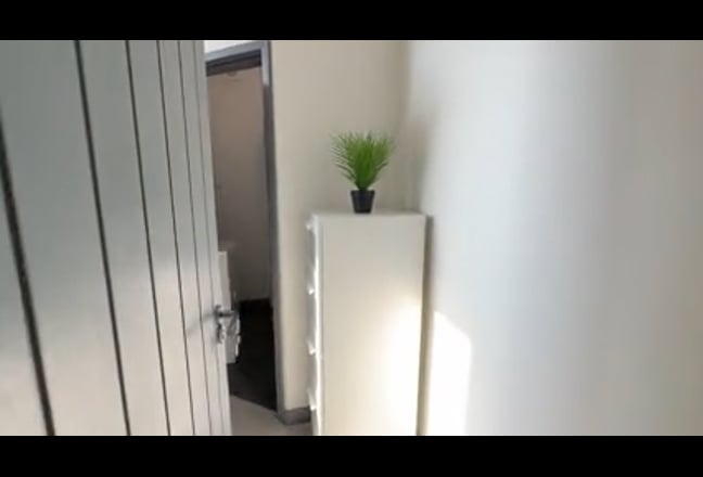 Double Ensuite Room Near Stockport Station Main Photo