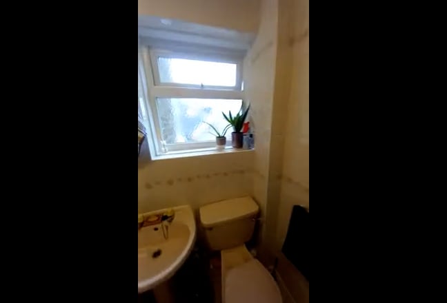 Video 1: Second build in wardrobe is behind the door