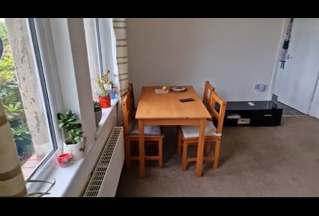 Two double  bedroom flat available at ballgreen Main Photo