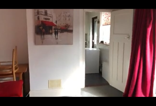 Video 1: Double bedroom £380pcm