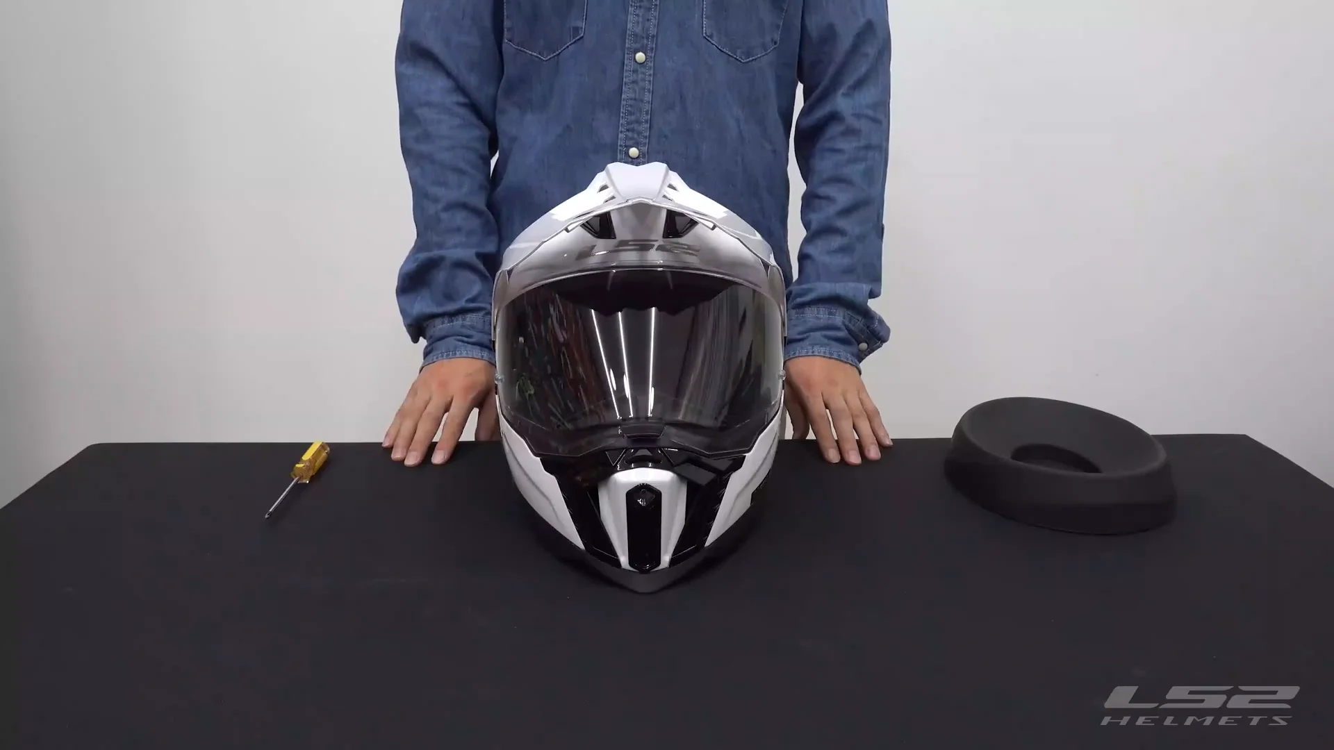 Casco Moto Cross Integrale LS2 Explorer MX701 - Fibra Tri-composite, Nero Opaco/arancio Fluo, Taglia XL, Omologato ECE 22.05