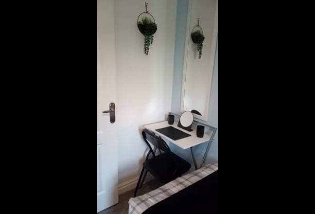 Video 1: Single room available