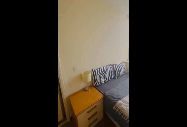 Swiss Cottage sublet 🌼 Main Photo