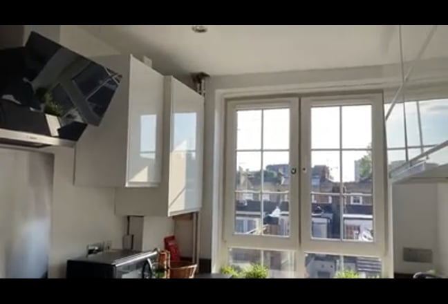 A double room to let in South Hackney Main Photo