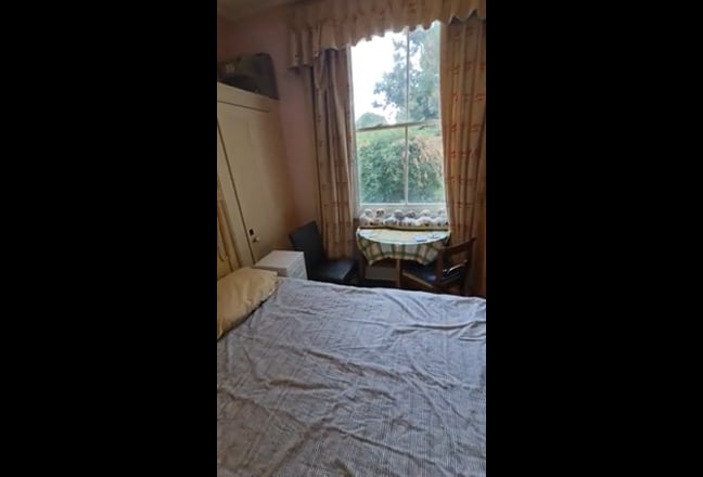 Large Fulham Double Room Minutes to Tube! Main Photo