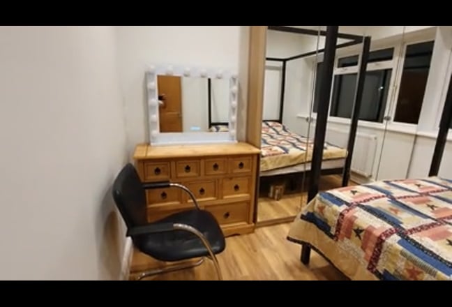 Video 1: Lounge