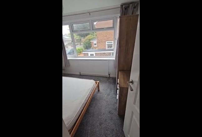Video 1: Lounge