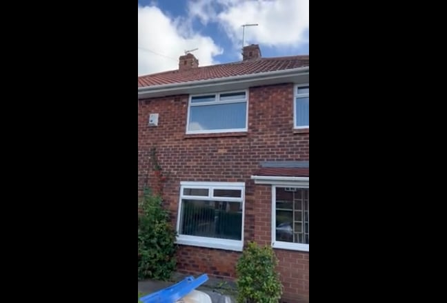 4 double bedrooms Beechwood area close to hospital Main Photo