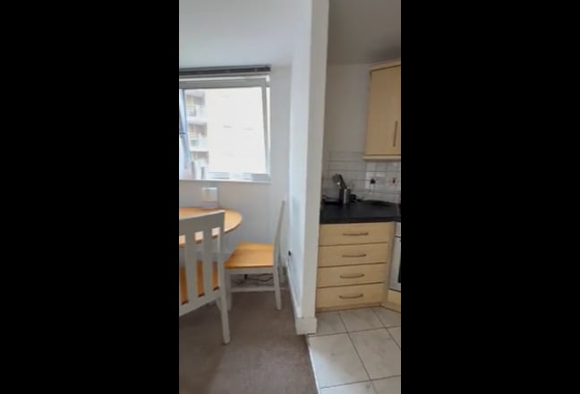 Video 1: Kitchen (adjoining the living room)