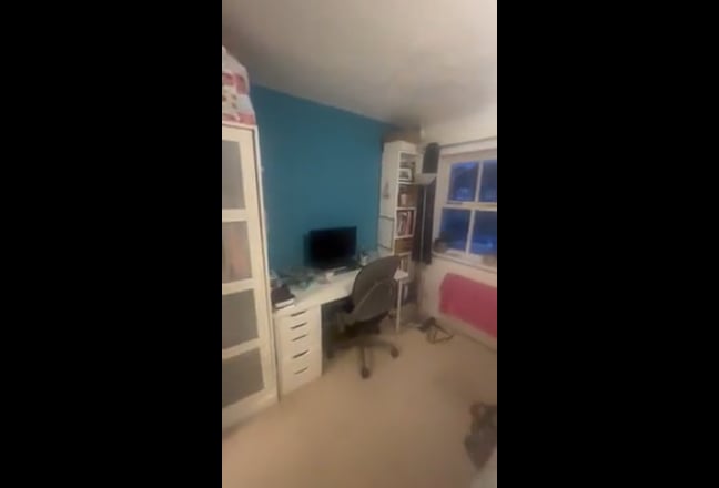 En-suit double room in 3 bed house  Main Photo