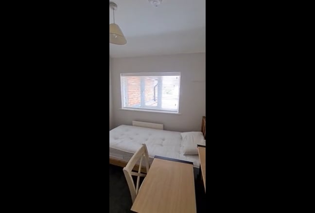 Furnished Single Room close to JR Hospital Main Photo
