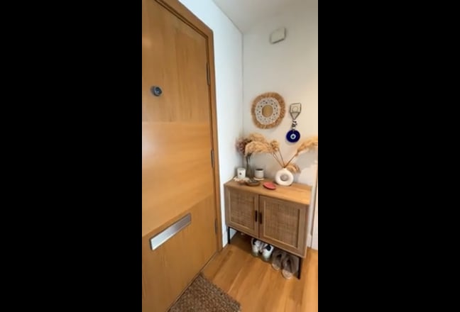 Furnished Modern 1-Bed in East London (Bills inc) Main Photo