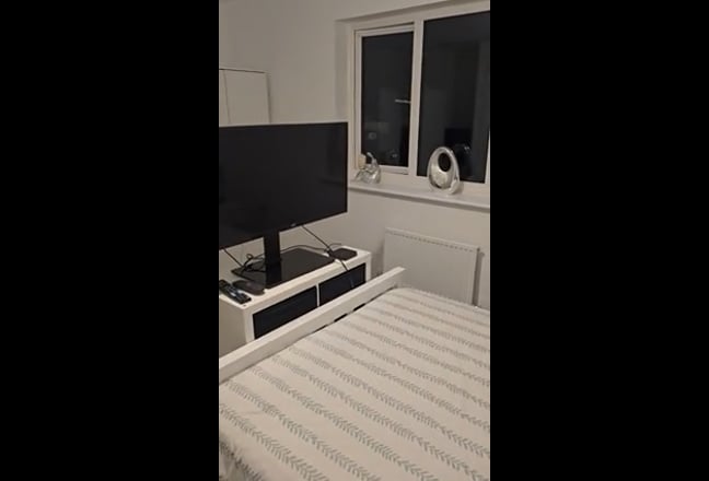 Beautiful double bedroom  Main Photo