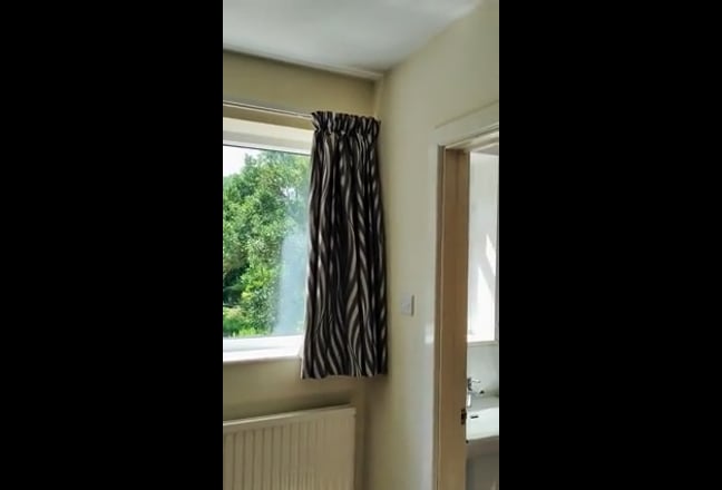 Video 1:  Extra large room with en-suite