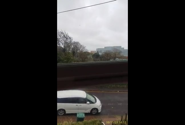 Double bedroom in 4 bed semi-house Main Photo