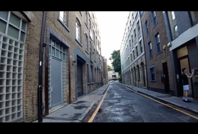 Big room for 1 person. Unique warehouse conversion Main Photo