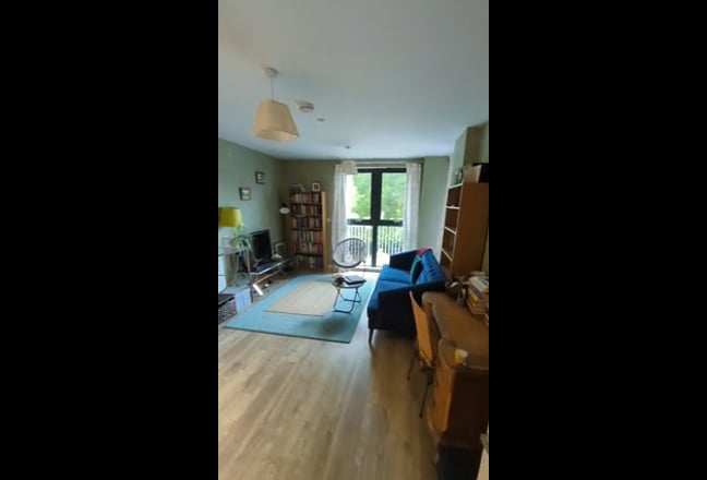 Spacious Flat in Green Oasis Main Photo