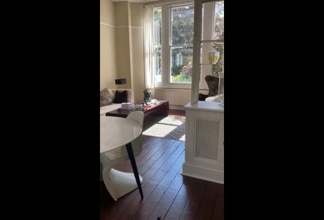 Stunning Clapham Old Town flat with garden Main Photo
