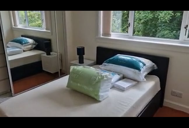 En-Suite Double Room  South East Edinburgh Main Photo