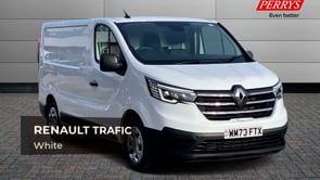 RENAULT TRAFIC 2023 (73)