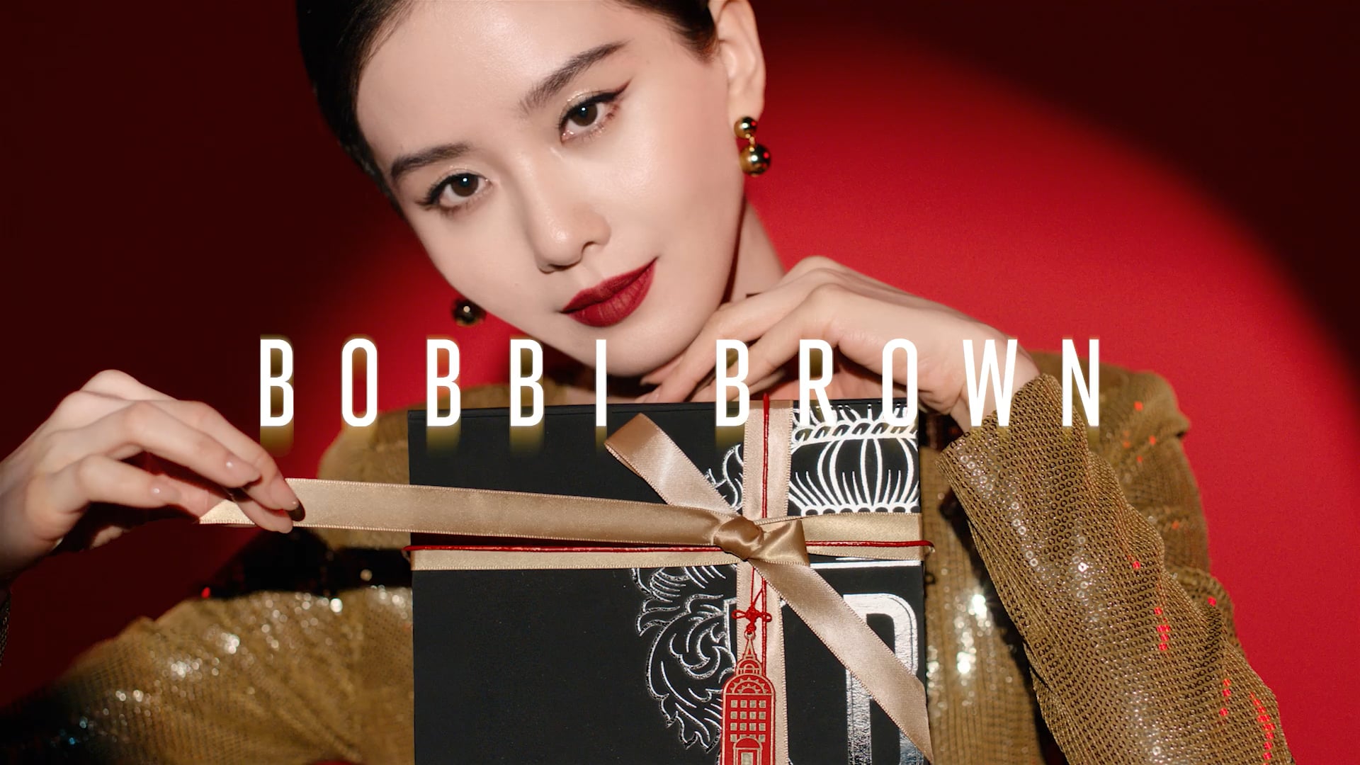 BOBBI BROWN - LUNAR YEAR