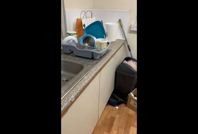 Video 1: Dining room next to kitchen