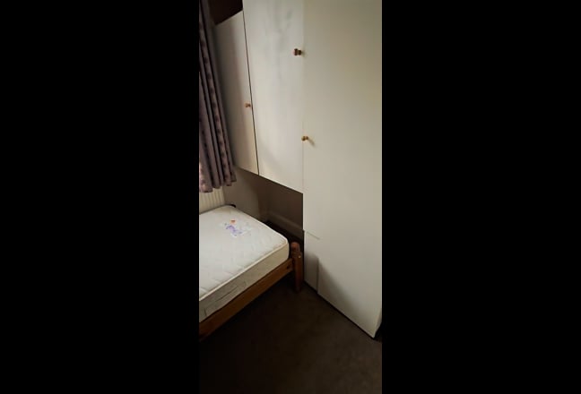 Box Room Available with Ample of Storage  Main Photo