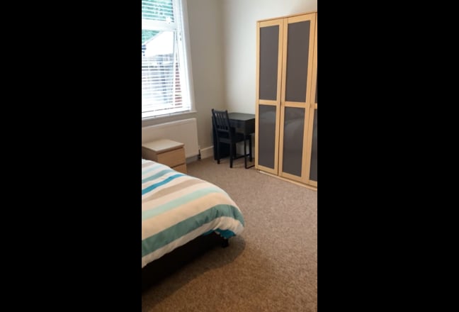 Large ensuite room near Walthamstow Central Main Photo