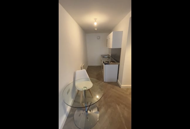 Stylish Studio Flat to Rent in Retford Town Centre Main Photo