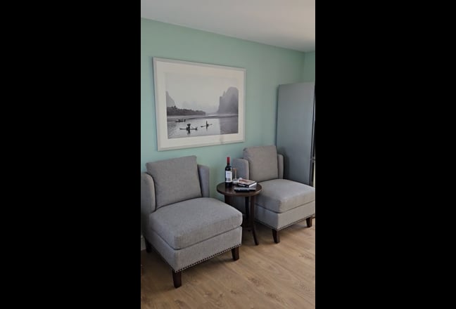 Self-contain double room with own shower room. Main Photo