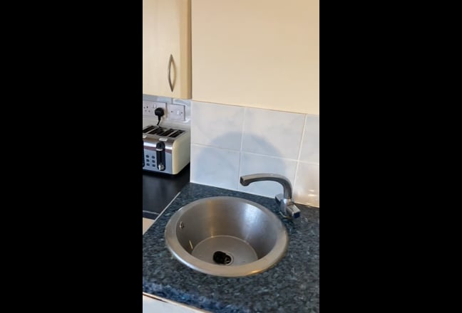 Double furnished room  Main Photo