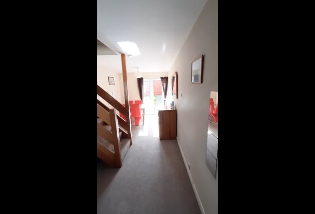 House mate required Main Photo