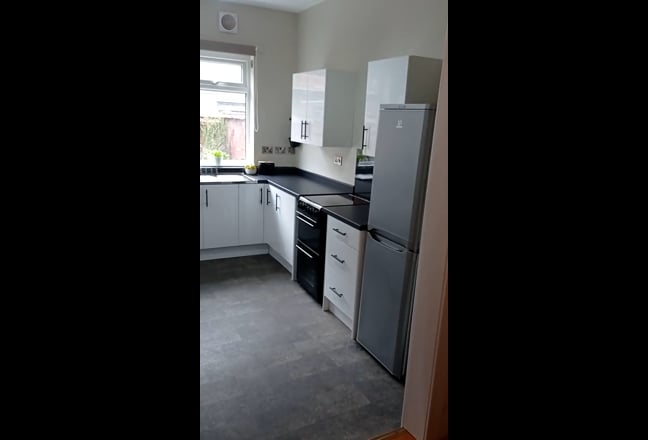 Stunning house for 4 friends. Prime location. Main Photo