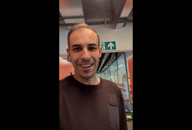 33 year old UCL Lecturer searches 3 month flat Main Photo