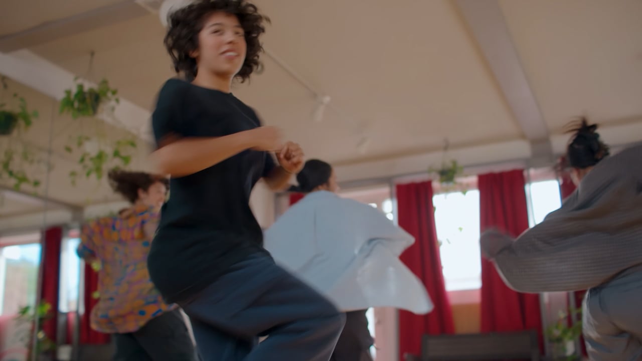 BeWell Dancer Hero Vignette TV15