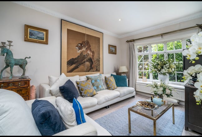 Chelsea Gardened Oasis: by Famous Kings Road  Main Photo