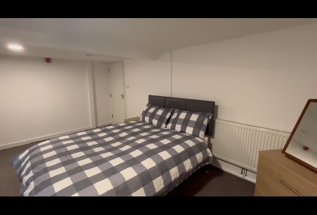 Double Bedroom Main Photo