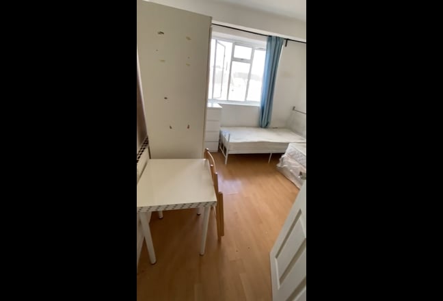 Double Room_Roehampton_All Bills Included Main Photo