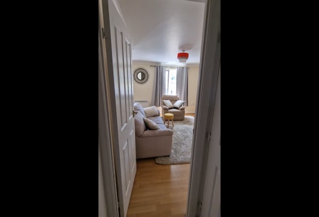 Fully furnished room all bills included  Main Photo