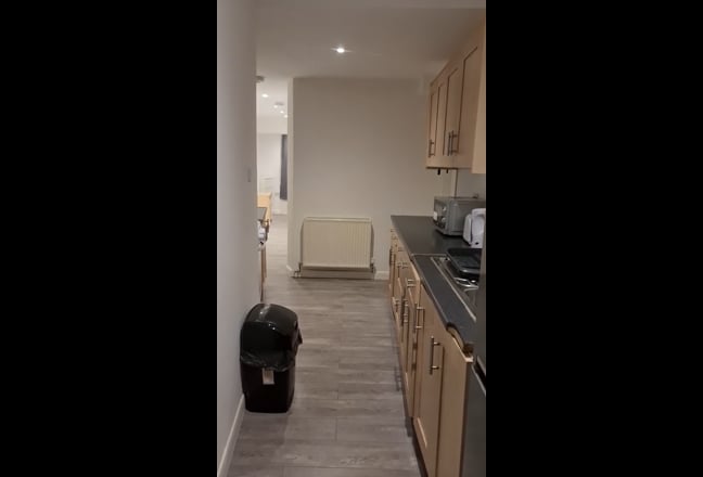 Broxbourne, Studio Room (Bills Incl.) Main Photo