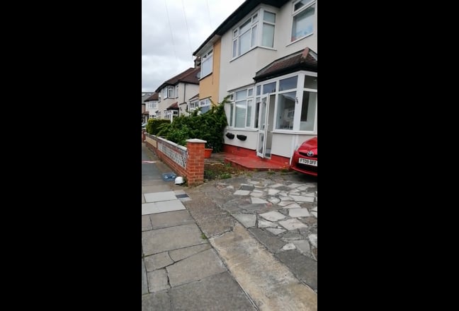 1 bedroom flat in SE London garden & parking Main Photo